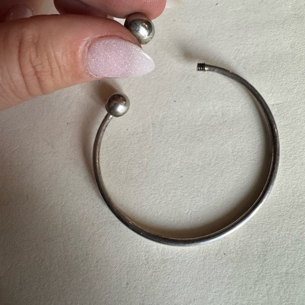 Sterling Silver Cuff Bracelet with 2 Accent Ball Ends 6.5" 8.5g - Picture 6 of 9